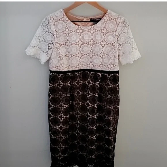 A Pea In The Pod Dresses | A Pea In The Pod Lace Maternity Dress Black Cream Small | Color: Black/Cream | Size: S | Eewush's Closet A Pea In The Pod Dresses | A Pea In The Pod Lace Maternity Dress Black Cream Small | Color: Black/Cream | Size: S | Eewush's Closet